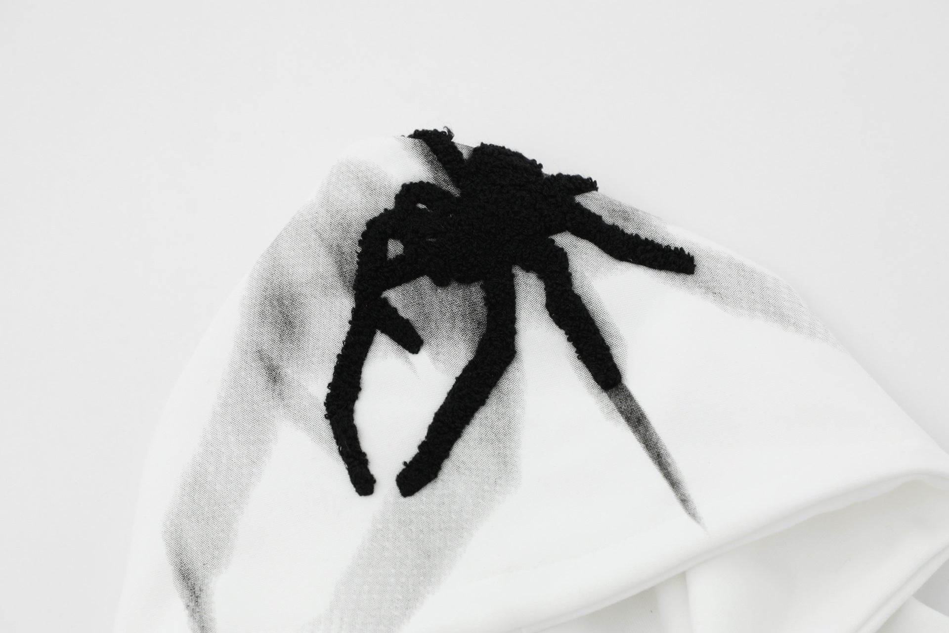 Loose Spider Print Embroidered Hoodie